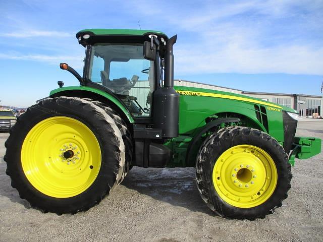 Image of John Deere 8360R equipment image 3