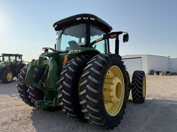 Image of John Deere 8360R equipment image 4