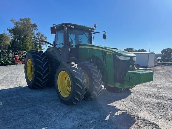 Image of John Deere 8360R equipment image 2