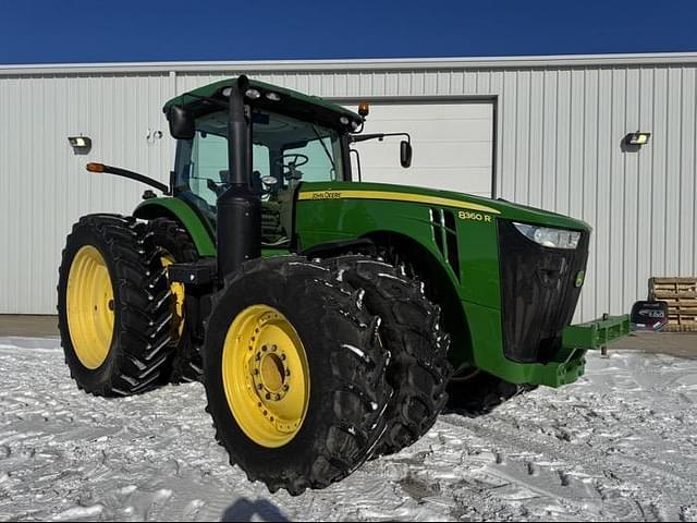 Image of John Deere 8360R equipment image 1