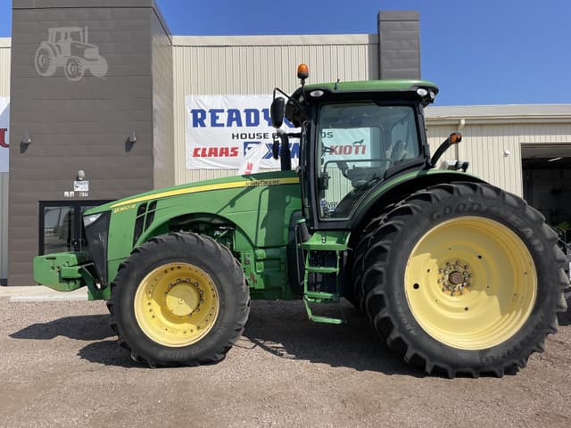 Image of John Deere 8360R equipment image 1