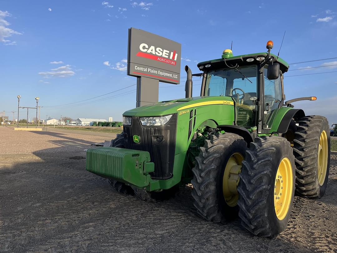 Image of John Deere 8360R Primary image