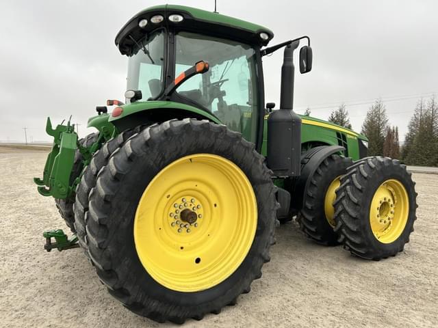 Image of John Deere 8360R equipment image 3