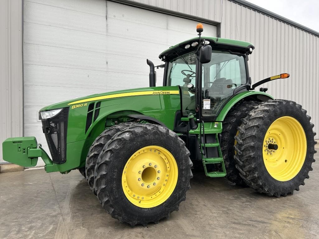 Image of John Deere 8360R Primary image