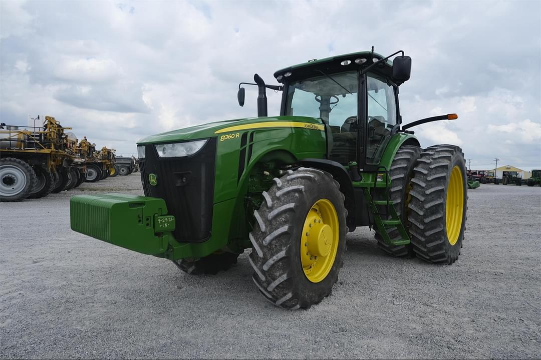 Image of John Deere 8360R Primary image