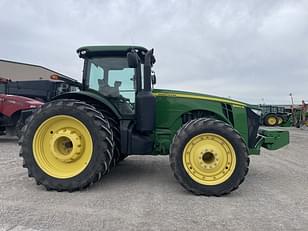 Main image John Deere 8360R 3