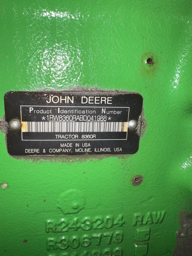 Image of John Deere 8360R equipment image 2