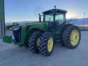 2011 John Deere 8360R Image