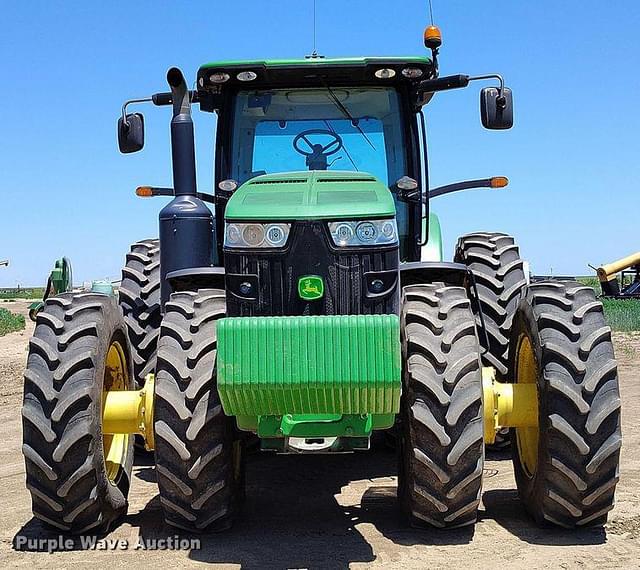 Image of John Deere 8360R equipment image 1