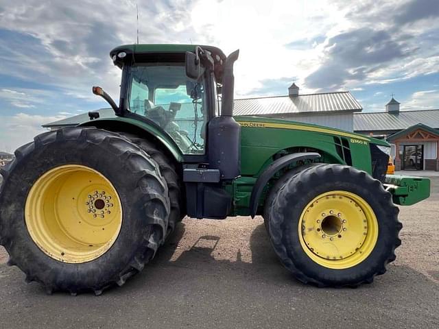 Image of John Deere 8360R equipment image 3