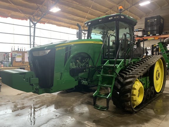 2011 John Deere 8360RT Equipment Image0