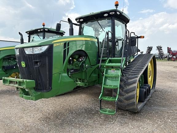 Image of John Deere 8360RT equipment image 1