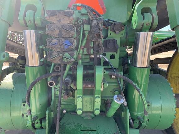 Image of John Deere 8360RT equipment image 4