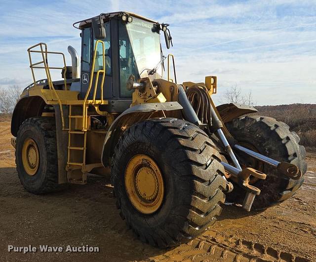 Image of John Deere 844K equipment image 2