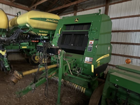 2011 John Deere 854 Silage Special Equipment Image0