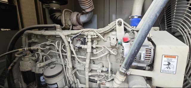 Image of John Deere 6090HF equipment image 4