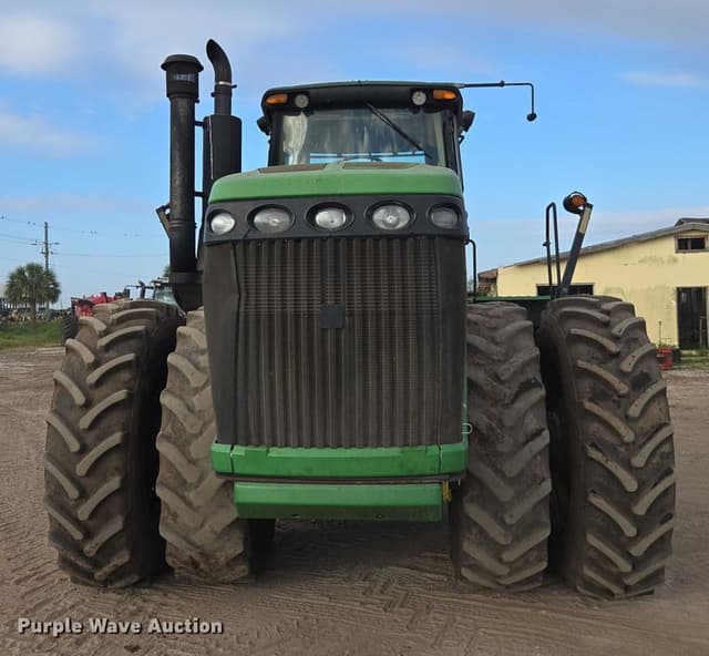 Image of John Deere 9230 equipment image 1
