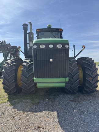 Image of John Deere 9230 equipment image 1