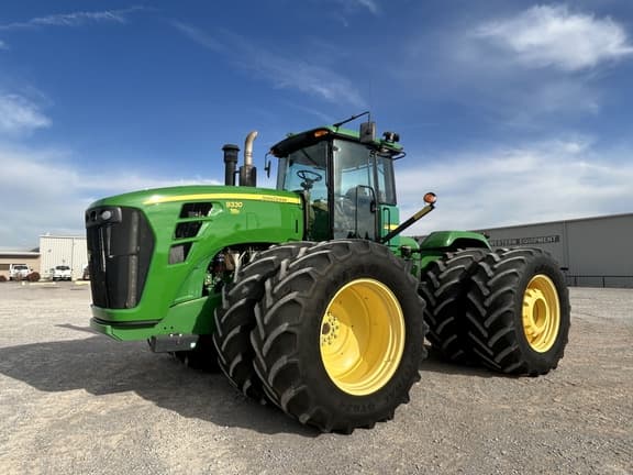 Image of John Deere 9330 Primary image