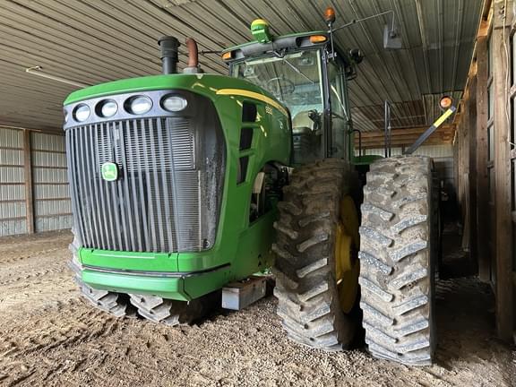 Image of John Deere 9330 equipment image 1