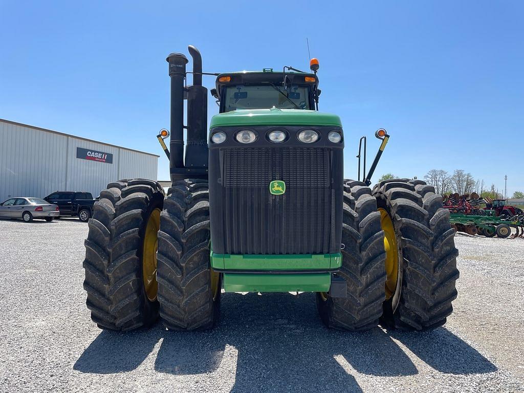 Image of John Deere 9330 Primary image