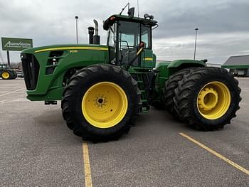 2011 John Deere 9330 Equipment Image0