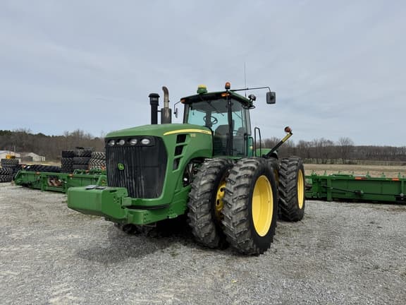 Image of John Deere 9330 Primary image