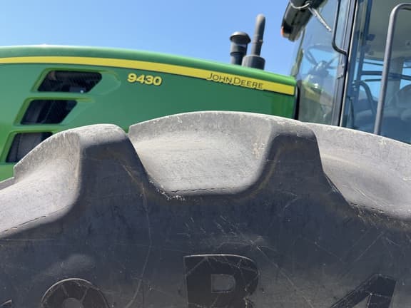 Image of John Deere 9430 equipment image 2