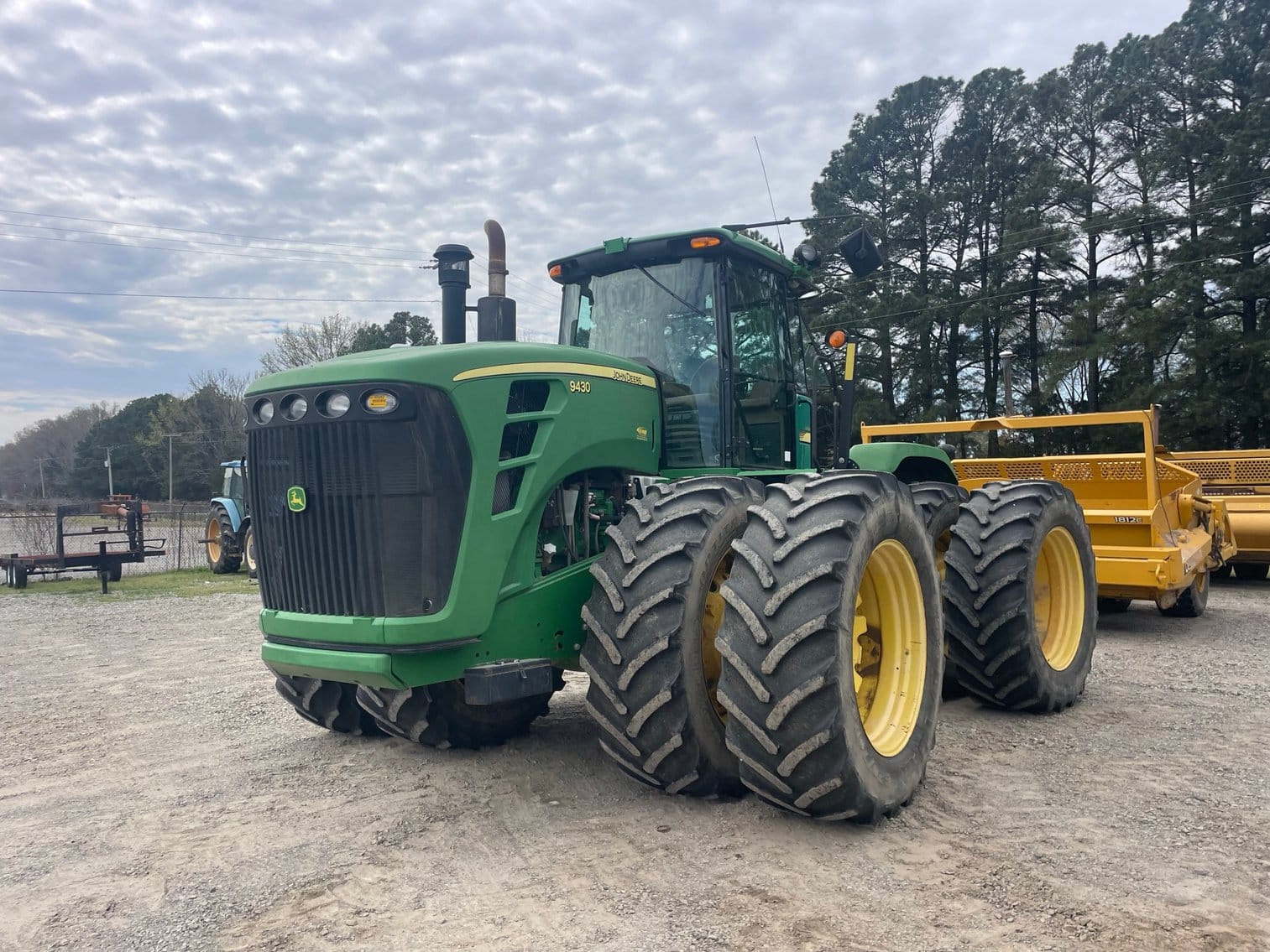 2011 John Deere 9430 Equipment Image0