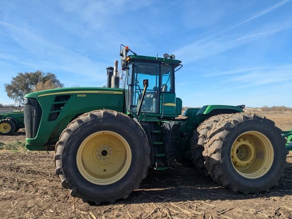 Image of John Deere 9430 equipment image 1