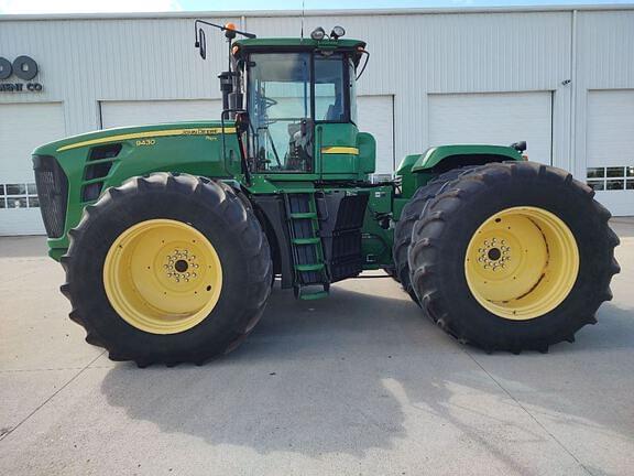 Image of John Deere 9430 equipment image 1