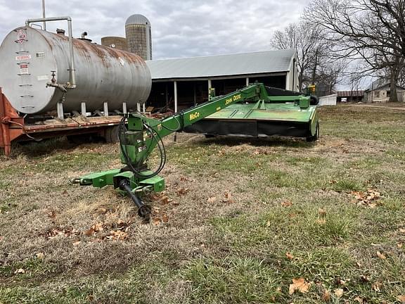 Image of John Deere 946 equipment image 3