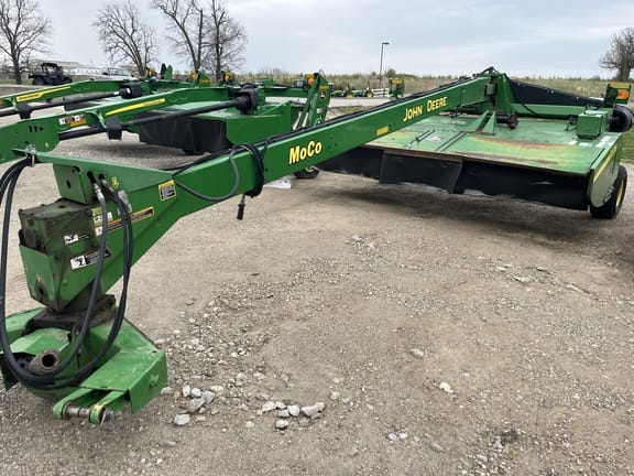 Main image John Deere 946