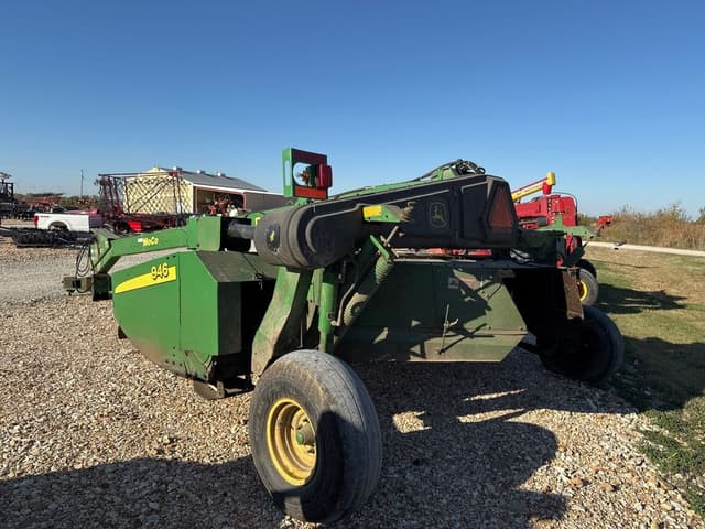 Image of John Deere 946 equipment image 1