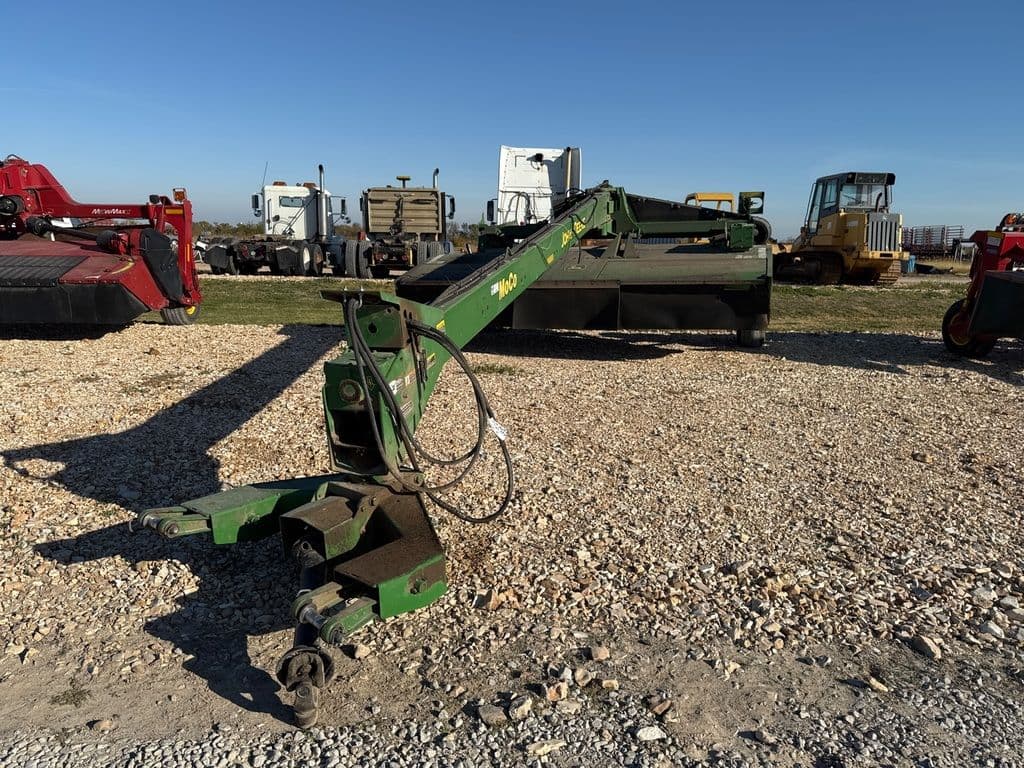 Image of John Deere 946 Primary image