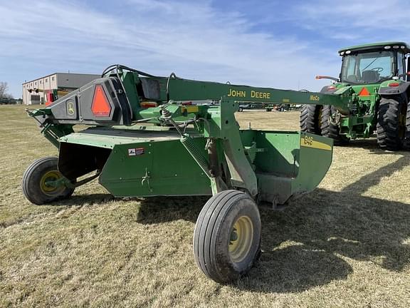 Image of John Deere 946 equipment image 4