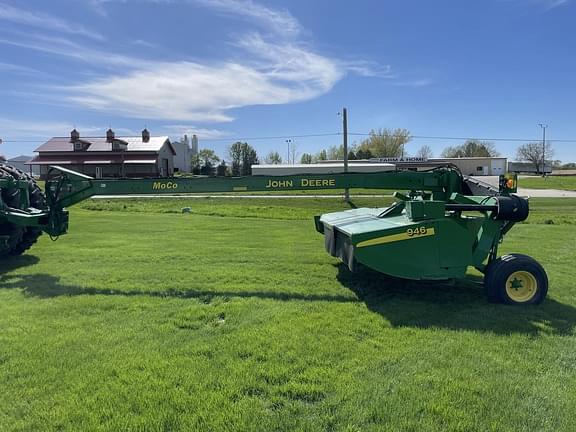 Image of John Deere 946 equipment image 2