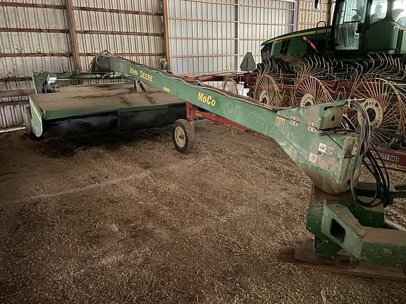 Image of John Deere 946 equipment image 1