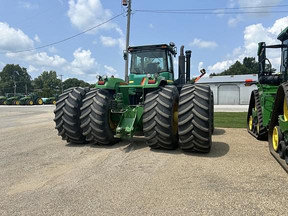 Image of John Deere 9530 equipment image 3