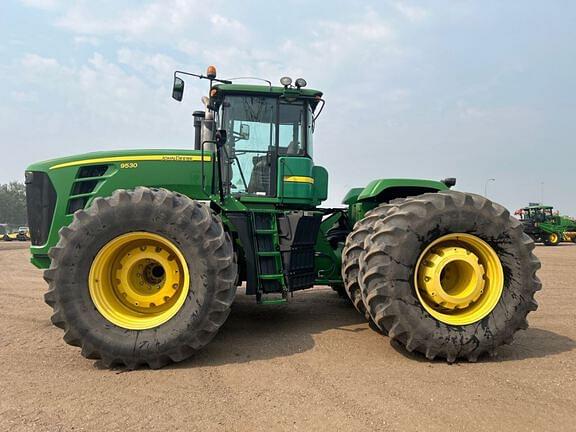 Image of John Deere 9530 equipment image 1