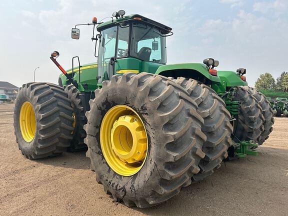 Image of John Deere 9530 equipment image 2