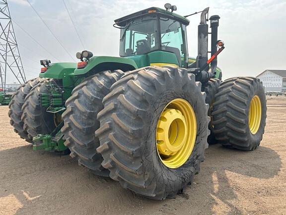 Image of John Deere 9530 equipment image 4