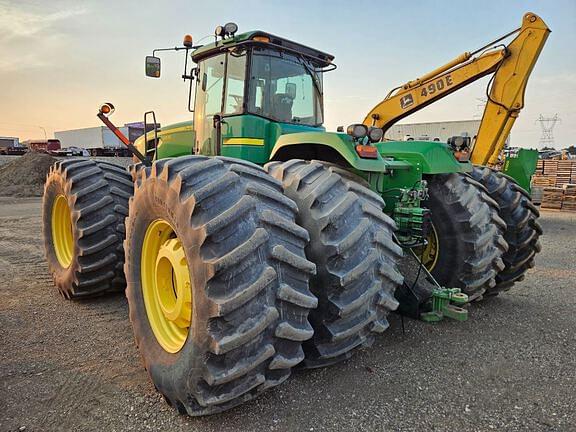 Image of John Deere 9530 equipment image 1