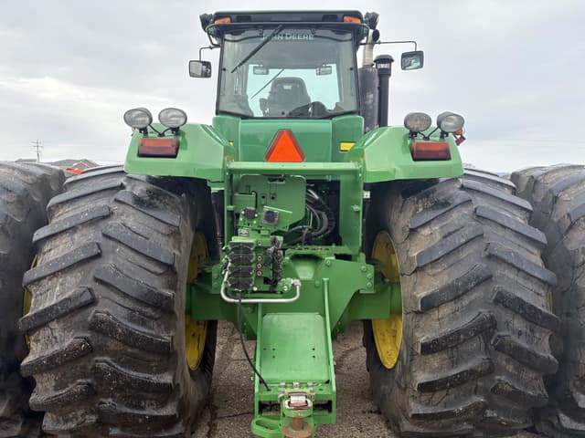 Image of John Deere 9530 equipment image 4