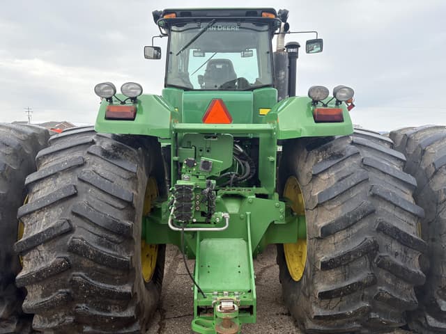 Image of John Deere 9530 equipment image 4