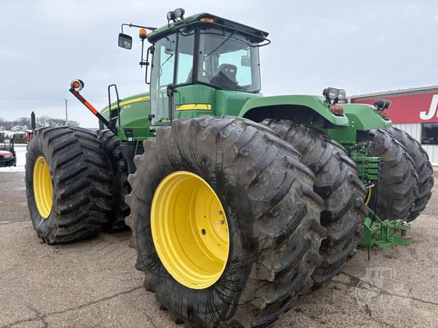 Image of John Deere 9530 equipment image 3