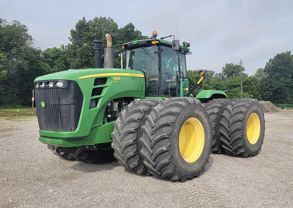 Image of John Deere 9530 equipment image 1