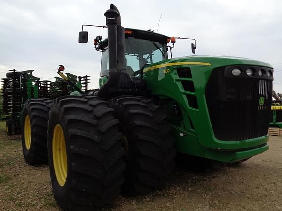 Image of John Deere 9530 equipment image 2