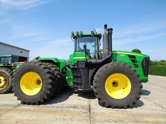 Image of John Deere 9530 equipment image 2