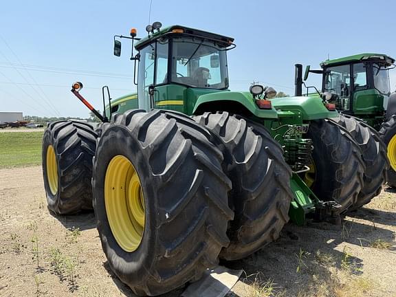 Image of John Deere 9530 equipment image 4